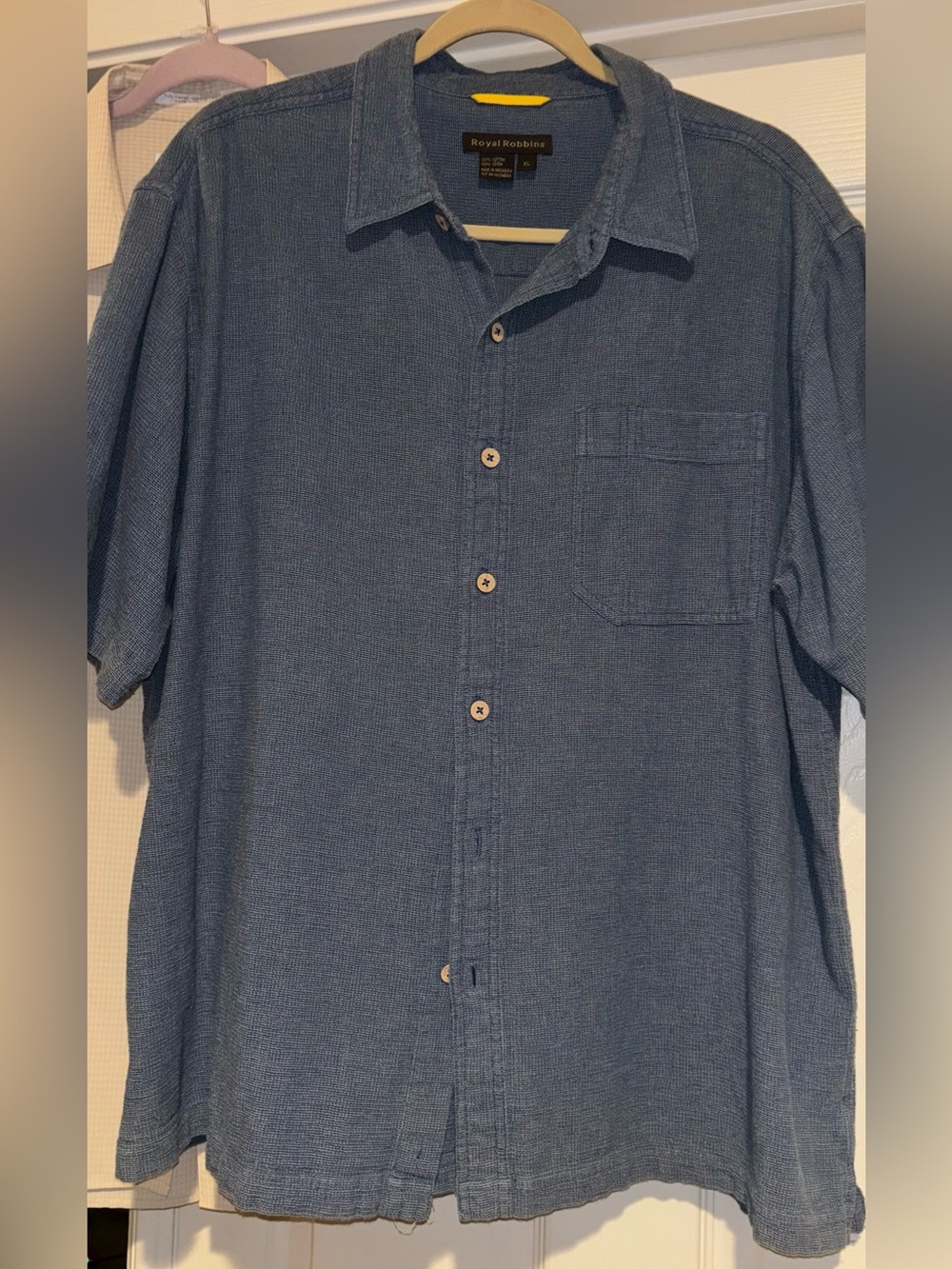 Royal Robbins Men's Short-Sleeve Blue Button-Up Shirt XL